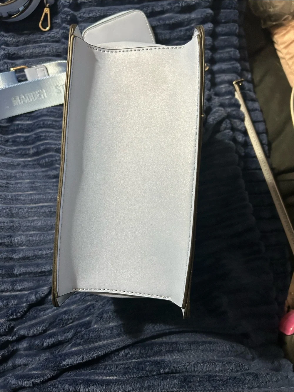 Steve Madden Bevelyn Light Blue Crossbody Bag with Removable Strap - Picture 10 of 14